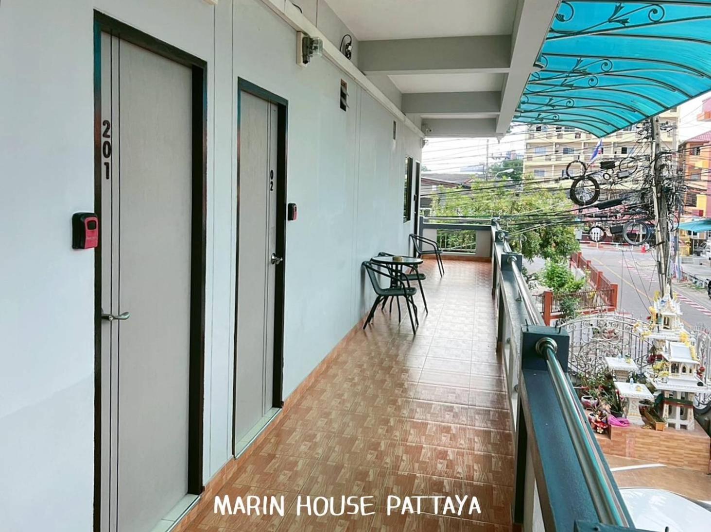 Marin House Pattaya Apartamento Exterior foto